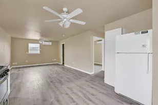 2324 Ave P, Galveston, TX 77550 - Photo 10