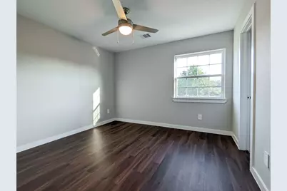 6811 Glass Street #B, Houston, TX 77016 - Photo 12