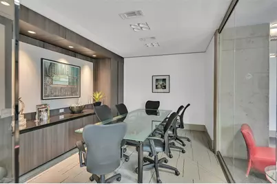 1901 Post Oak Boulevard #4108, Houston, TX 77056 - Photo 18