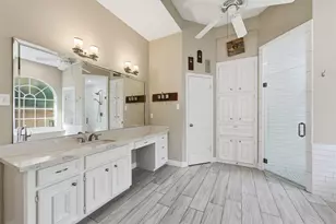 5819 Rocky Brook Dr, Houston, TX 77345 - Photo 22