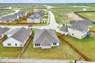 3222 Emerald Hls Dr, Angleton, TX 77515 - Photo 26
