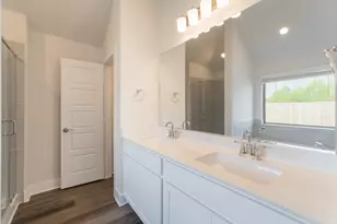 10289 S Goshawk Trl, Conroe, TX 77385 - Photo 22