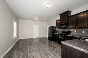 7876 Galleon Field Ln, Cypress, TX 77433 - Photo 6
