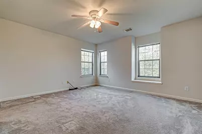 2642 Skyview Trace Court, Houston, TX 77047 - Photo 18