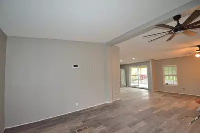 10007 Cheryl Street, Manvel, TX 77578 - Photo 12