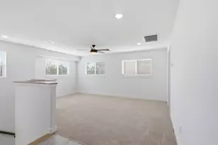 10103 Goldcrest St, Houston, TX 77076 - Photo 12