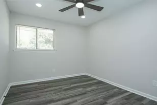 11058 Vailview Dr, Houston, TX 77016 - Photo 18