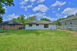 11058 Vailview Dr, Houston, TX 77016 - Photo 26