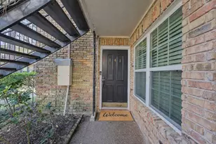 3224 Timmons Ln, Houston, TX 77027 - Photo 2