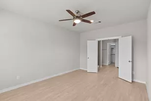 1203 Lancer Leap Dr, Alvin, TX 77511 - Photo 18