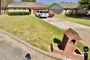 1546 Daisey Bell Ln, Houston, TX 77067 - Photo 2