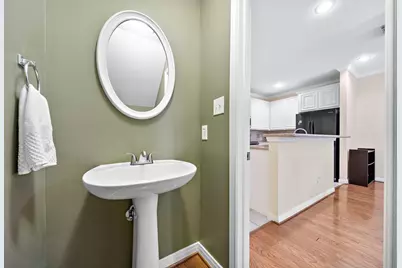 90 McGowen St, Houston, TX 77006 - Photo 12