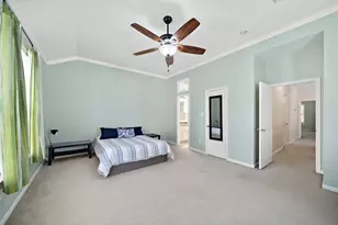 90 McGowen St, Houston, TX 77006 - Photo 14