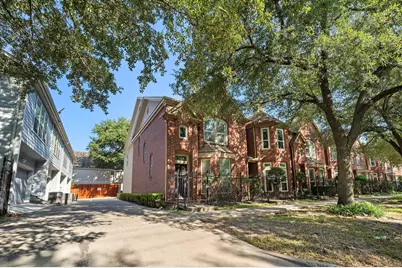 90 McGowen St, Houston, TX 77006 - Photo 2
