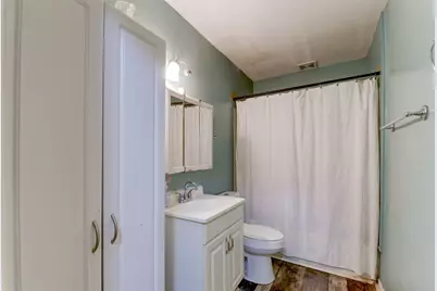 1202 Hunter Drive, Texas City, TX 77590 - Photo 22