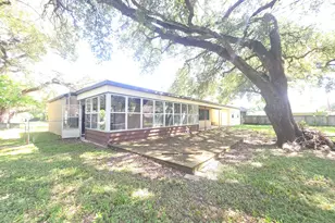3112 15th St, Bay City, TX 77414 - Photo 18