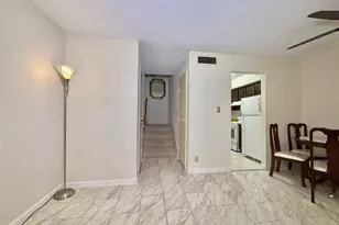 11002 Hammerly Blvd, Houston, TX 77043 - Photo 6
