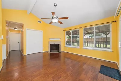7235 Londres Drive, Houston, TX 77083 - Photo 6