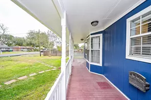 2806 Dupont St, Pasadena, TX 77503 - Photo 2