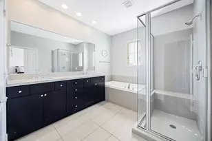 1010 W 24th St, Houston, TX 77008 - Photo 26