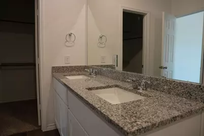 10465 Sugar Mill Drive, Conroe, TX 77306 - Photo 10