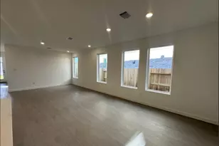 1622 Marigold Bnd Dr, Crosby, TX 77532 - Photo 2