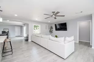1119 Regal St, Houston, TX 77034 - Photo 2