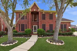 6903 Maidstone Dr, Pasadena, TX 77505 - Photo 2