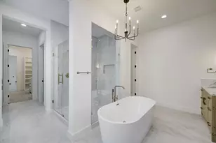 6209 Westcott St, Houston, TX 77007 - Photo 8