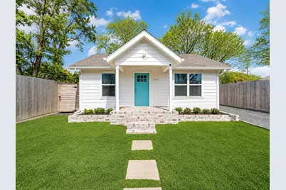 1511 McNeil Street, Houston, TX 77009 - Photo 1