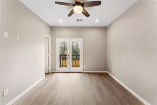 5218 Jezebel St, Houston, TX 77033 - Photo 14