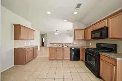 2134 Vermillion Oak Street, Fresno, TX 77545 - Photo 6