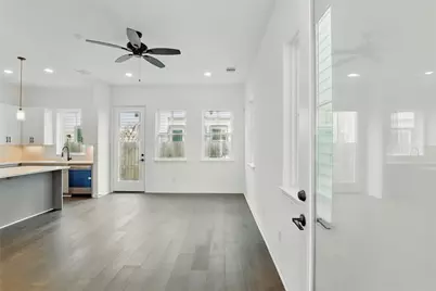9902 Clark Road #B, Houston, TX 77076 - Photo 4