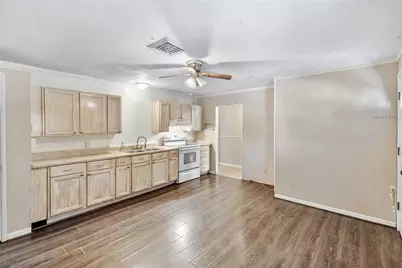 918 Big Deer Drive, Crosby, TX 77532 - Photo 6