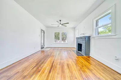 1569 Elliott Street, Houston, TX 77023 - Photo 8
