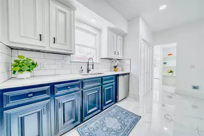 1569 Elliott Street, Houston, TX 77023 - Photo 14