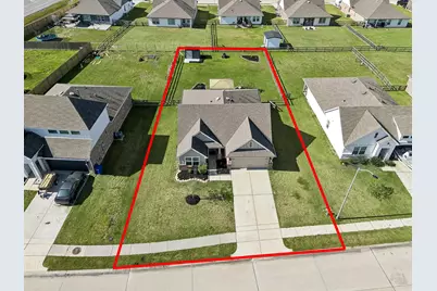 334 Lakeway Circle, Anahuac, TX 77514 - Photo 18