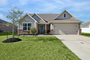 334 Lakeway Circle, Anahuac, TX 77514 - Photo 1