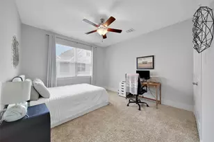 1808 Napa Creek Ln, Houston, TX 77009 - Photo 14