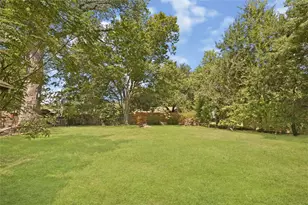 117 Pecan Dr, Baytown, TX 77520 - Photo 44
