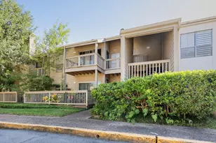 2100 Tanglewilde St, Houston, TX 77063 - Photo 2