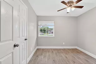 9626 Desert Flower Ln, Houston, TX 77086 - Photo 14
