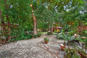 6405 Newcastle St, Bellaire, TX 77401 - Photo 10