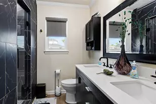 261 Barracuda St, Bayou Vista, TX 77563 - Photo 14