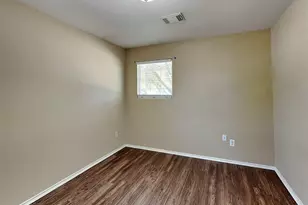 8915 Chisholm Wood Ln, Houston, TX 77075 - Photo 16