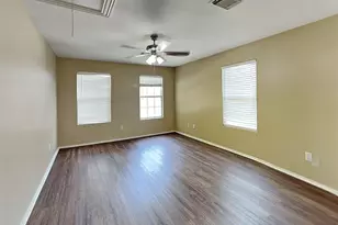 8915 Chisholm Wood Ln, Houston, TX 77075 - Photo 8