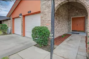 15823 Ruppstock Dr, Missouri City, TX 77489 - Photo 4