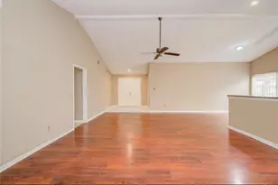 15823 Ruppstock Dr, Missouri City, TX 77489 - Photo 10