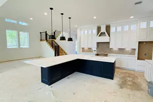 331 Louvenia Ct, Pinehurst, TX 77362 - Photo 4