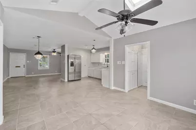 1110 Woods Drive, Liberty, TX 77575 - Photo 8